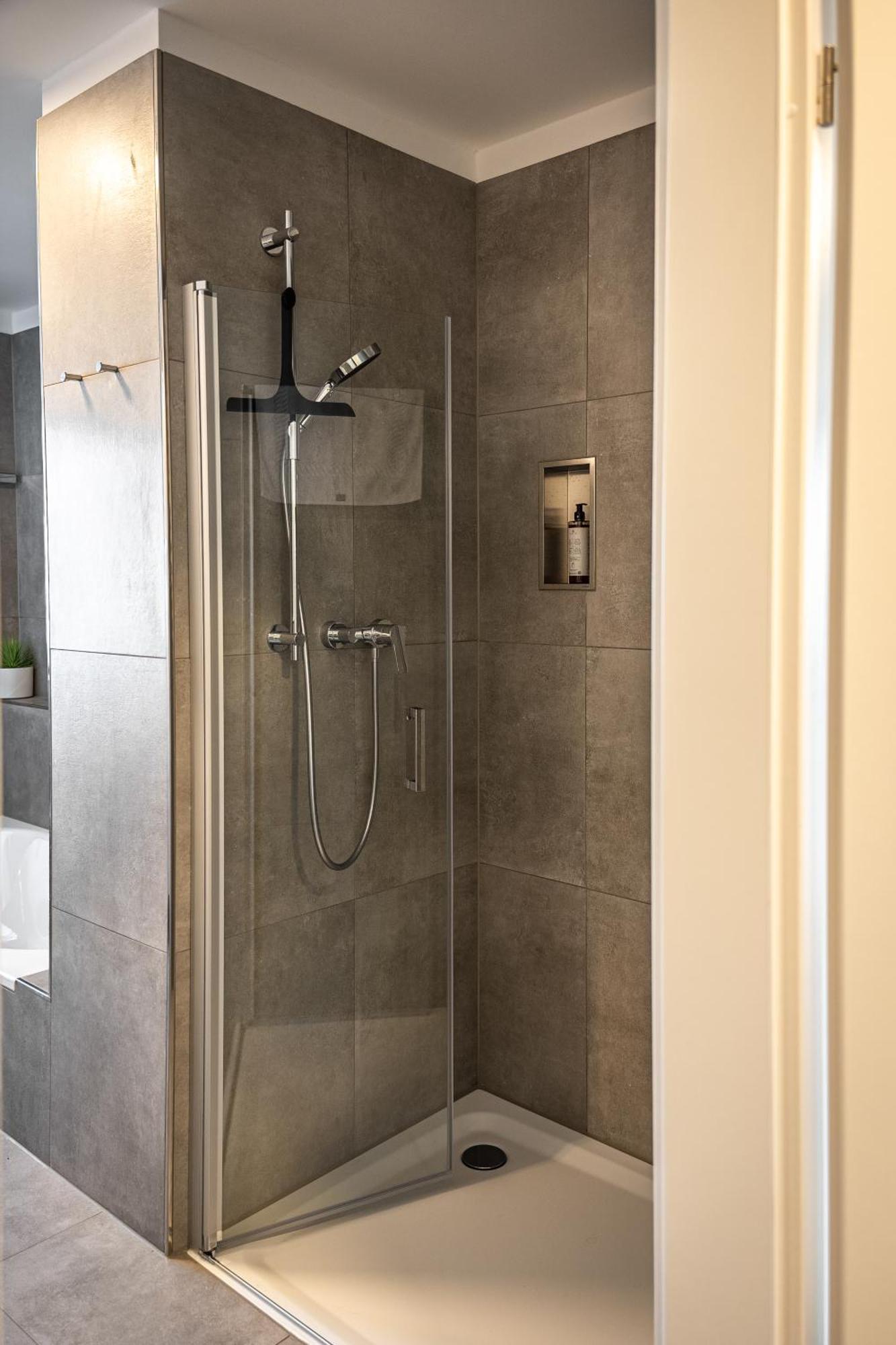 Aparthome Eching Deluxe Near Munich Airport Bagian luar foto